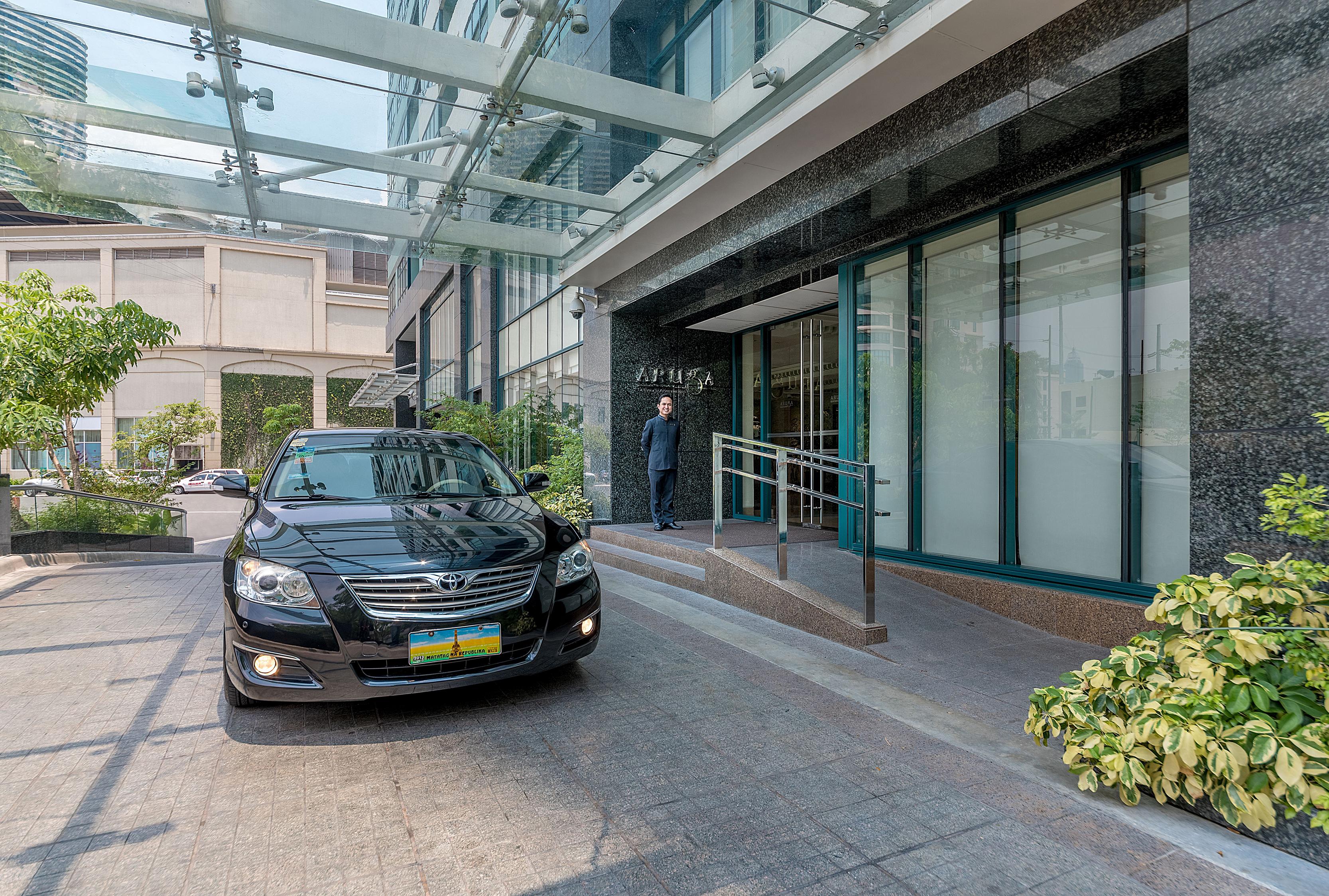 ماكاتي Aruga Apartments By Rockwell Makati المظهر الخارجي الصورة